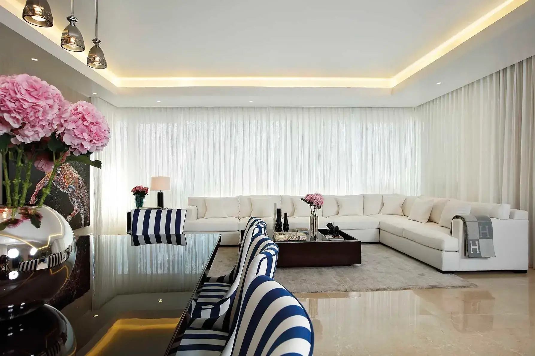 Verdun Heights — interior by Habib Wehbe, photo 7 of 15