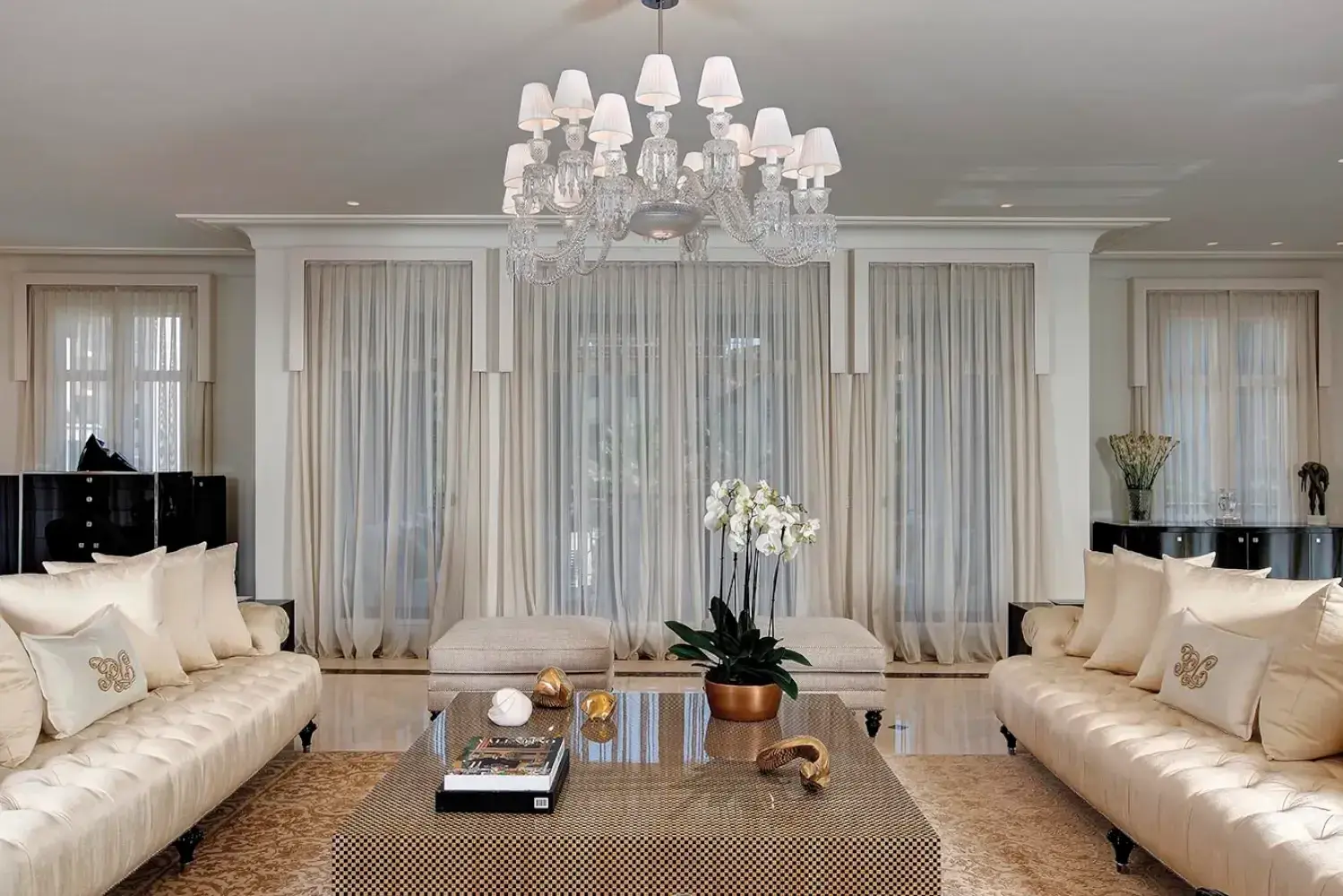 Noor Gardens — interior by Habib Wehbe, photo 2 of 10