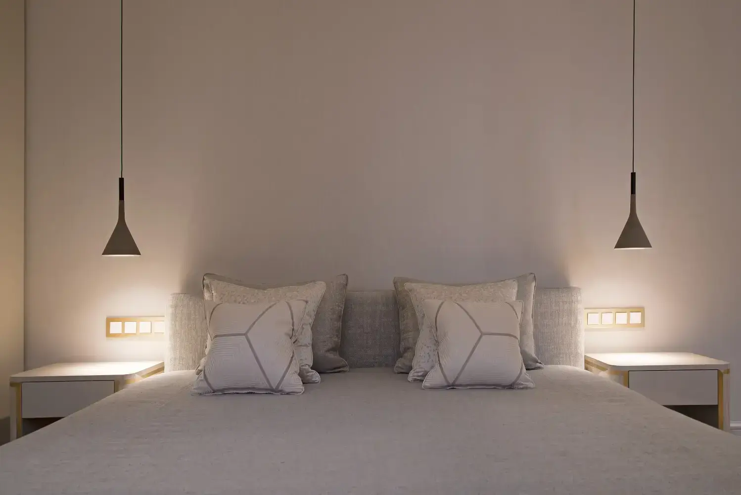Fifth Avenue — interior by Habib Wehbe, photo 10 of 17