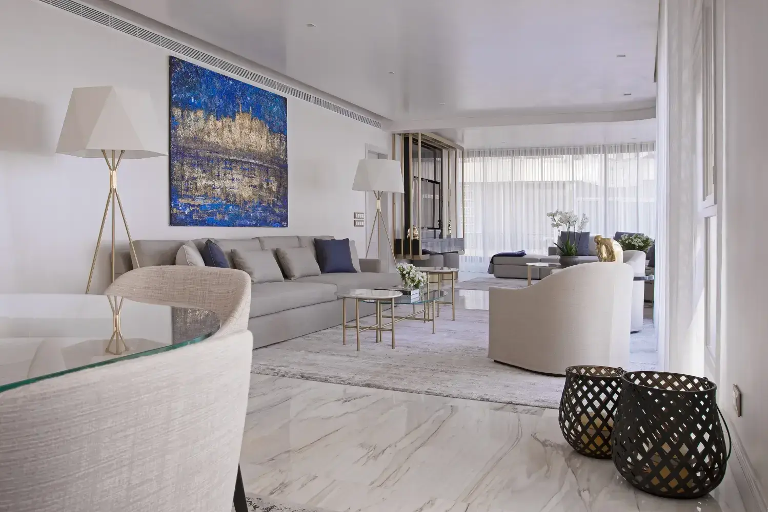 Fifth Avenue — interior by Habib Wehbe, photo 2 of 17
