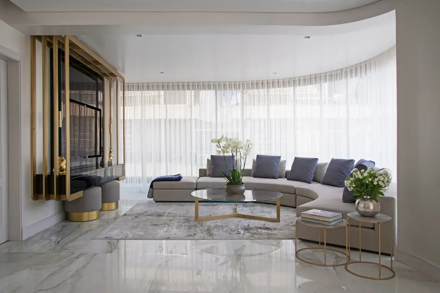Fifth Avenue — interior by Habib Wehbe, photo 6 of 17