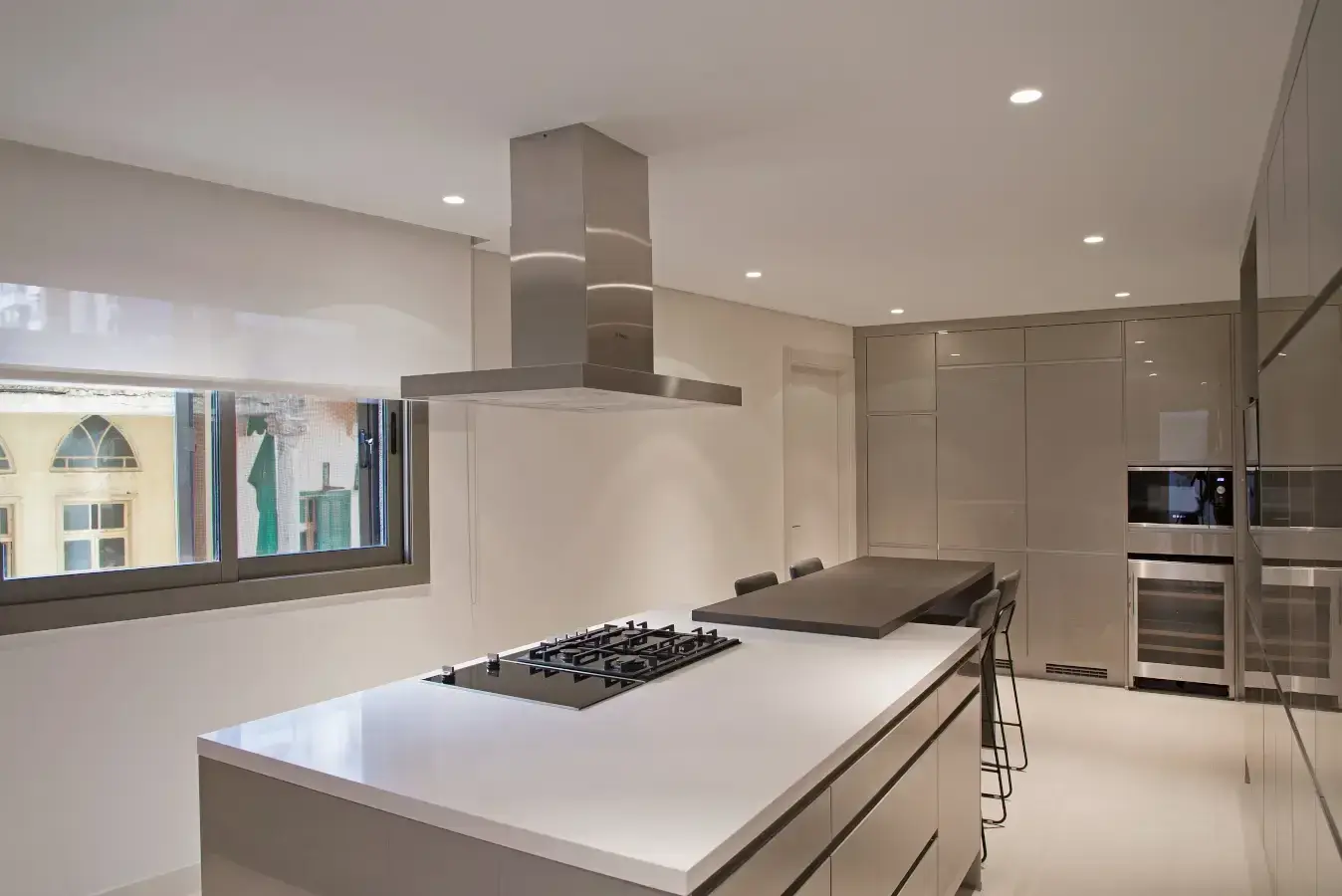 Fifth Avenue — interior by Habib Wehbe, photo 15 of 17